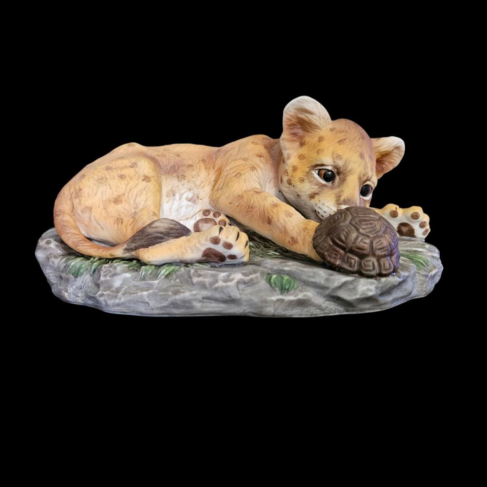 Vintage 1985 HOMCO Masterpiece Porcelain Lion Cub Turtle Figurine